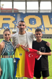Mehmet Topal'a ilk antrenmanında coşkulu karşılama